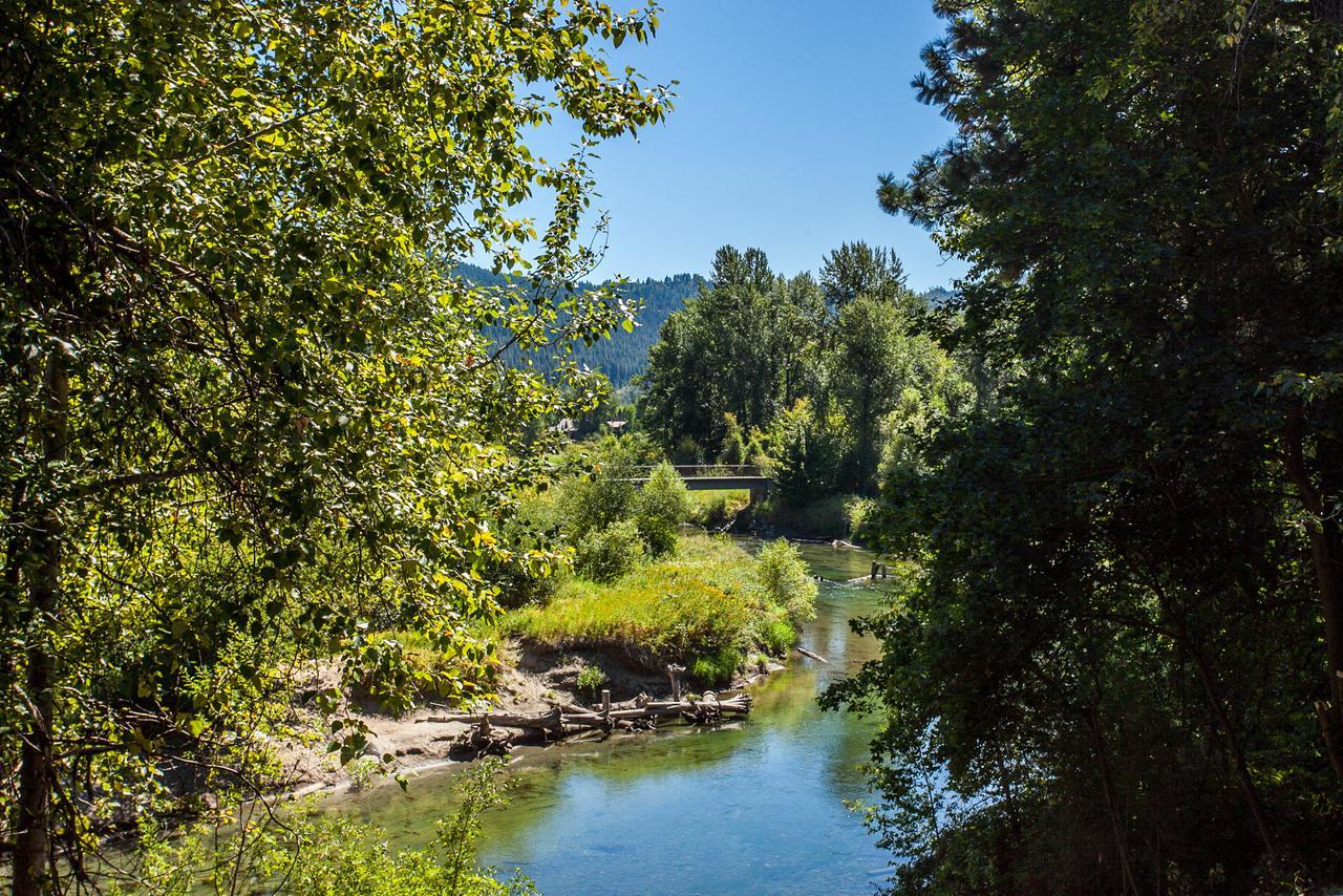 Storybook Riverside Inn Leavenworth Zewnętrze zdjęcie